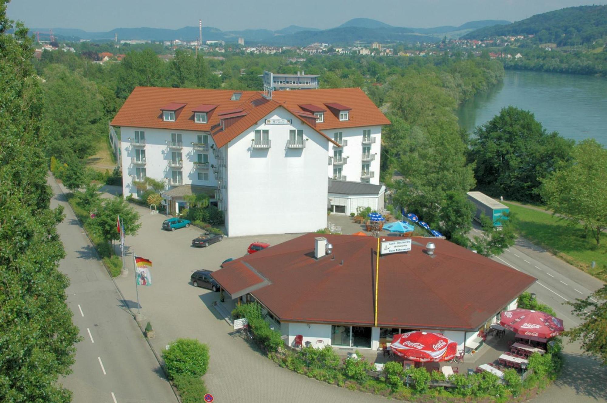 Tiptop Hotel Am Hochrhein باد ساكنغن المظهر الخارجي الصورة